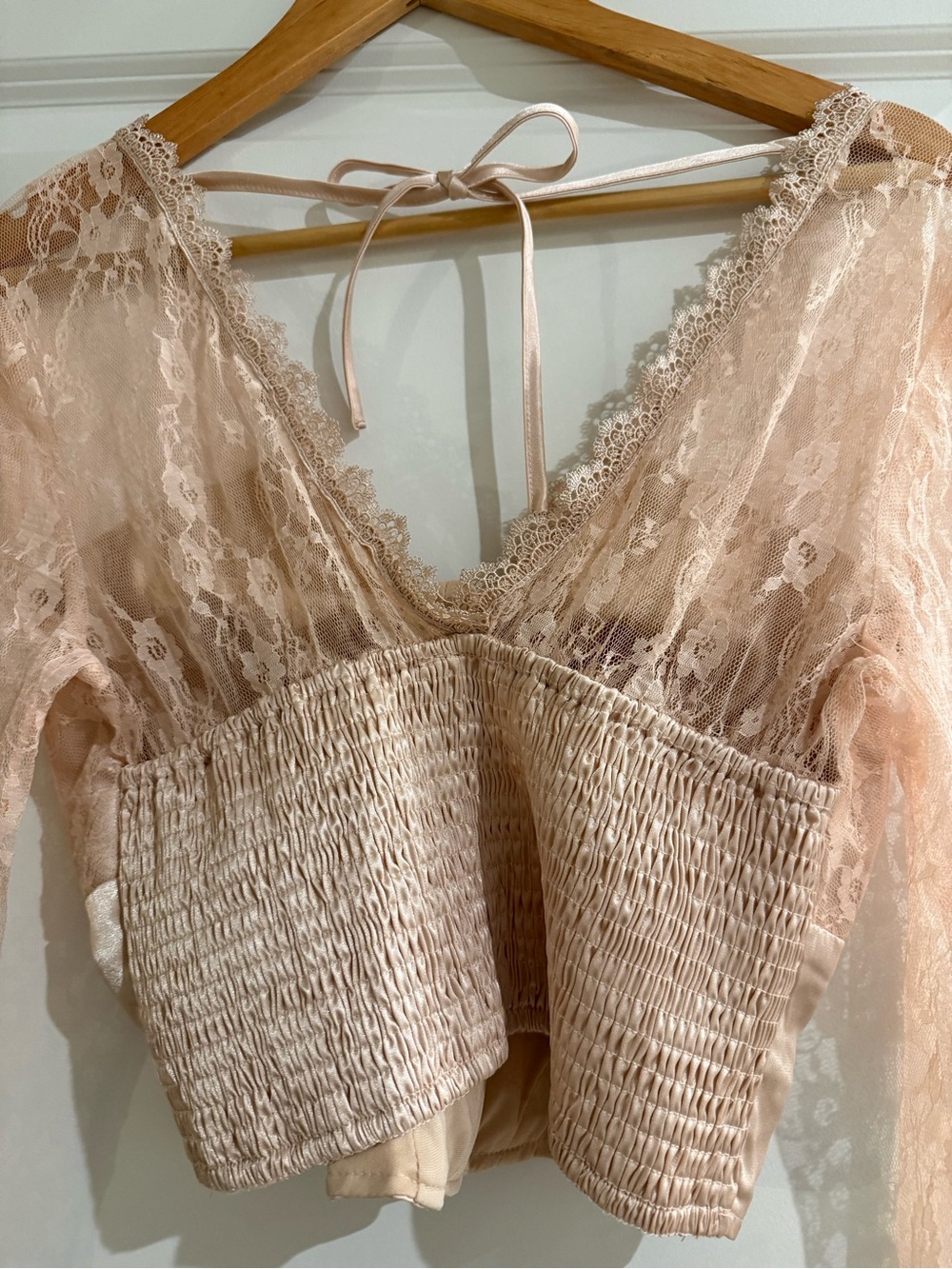 Lulu's Peach Lace Long-Sleeve Bustier Top